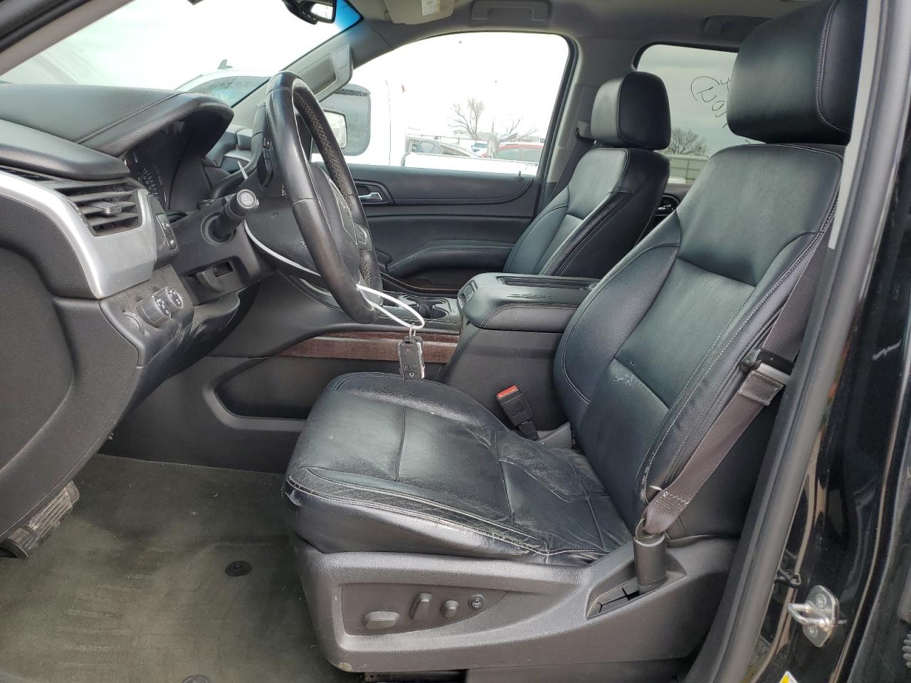 Photo 6 VIN: 1GKS2AKC6FR211180 - GMC YUKON 