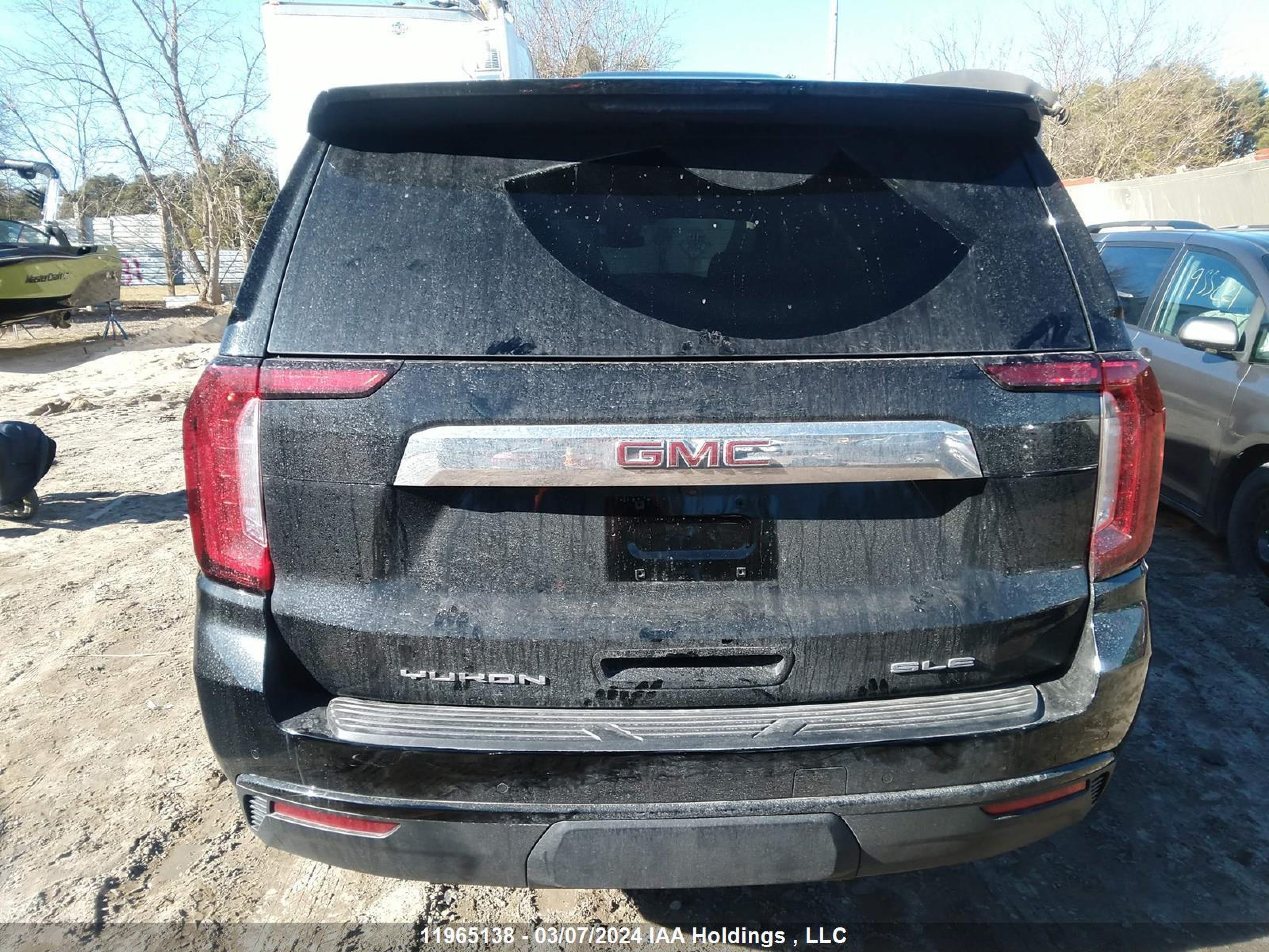 Photo 15 VIN: 1GKS2AKD2RR175341 - GMC YUKON 