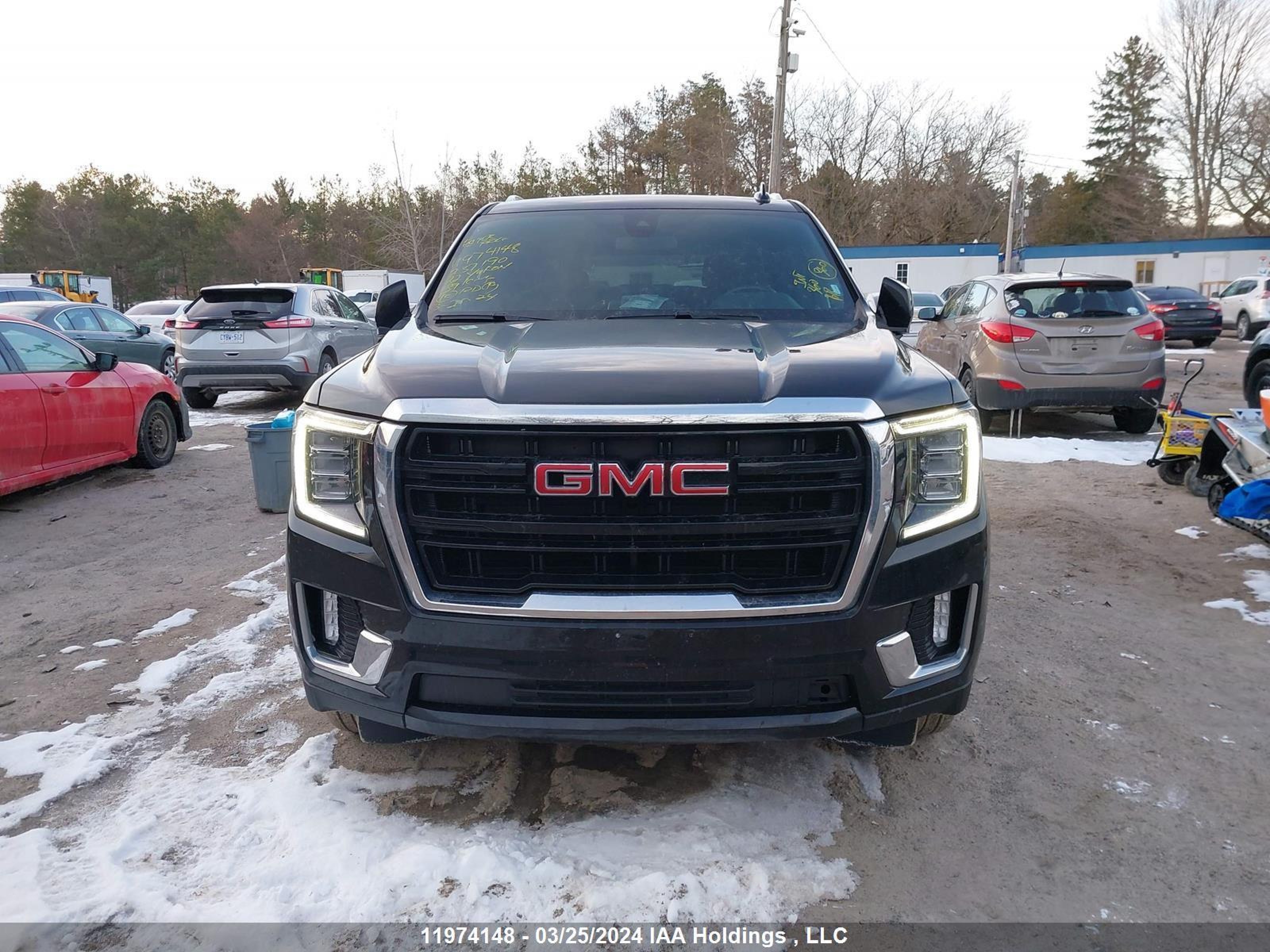 Photo 11 VIN: 1GKS2AKD8NR237190 - GMC YUKON 