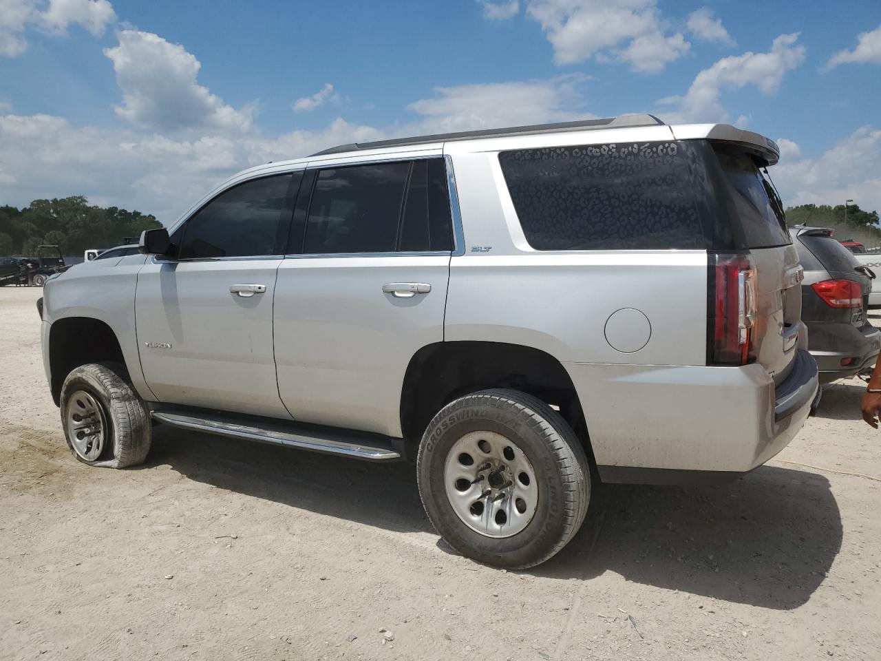 Photo 1 VIN: 1GKS2BKC2FR232694 - GMC YUKON 