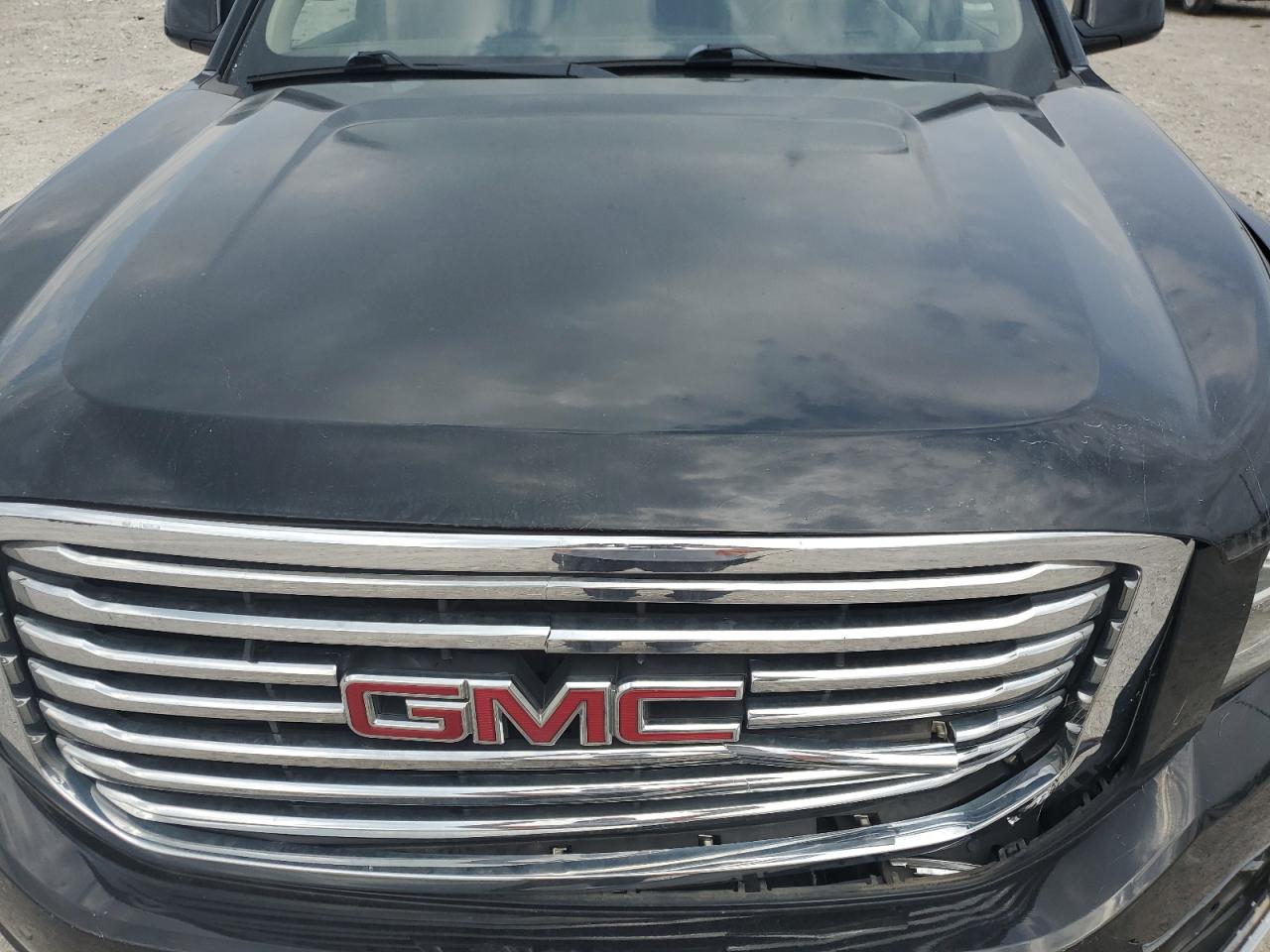 Photo 11 VIN: 1GKS2BKC3HR399519 - GMC YUKON 