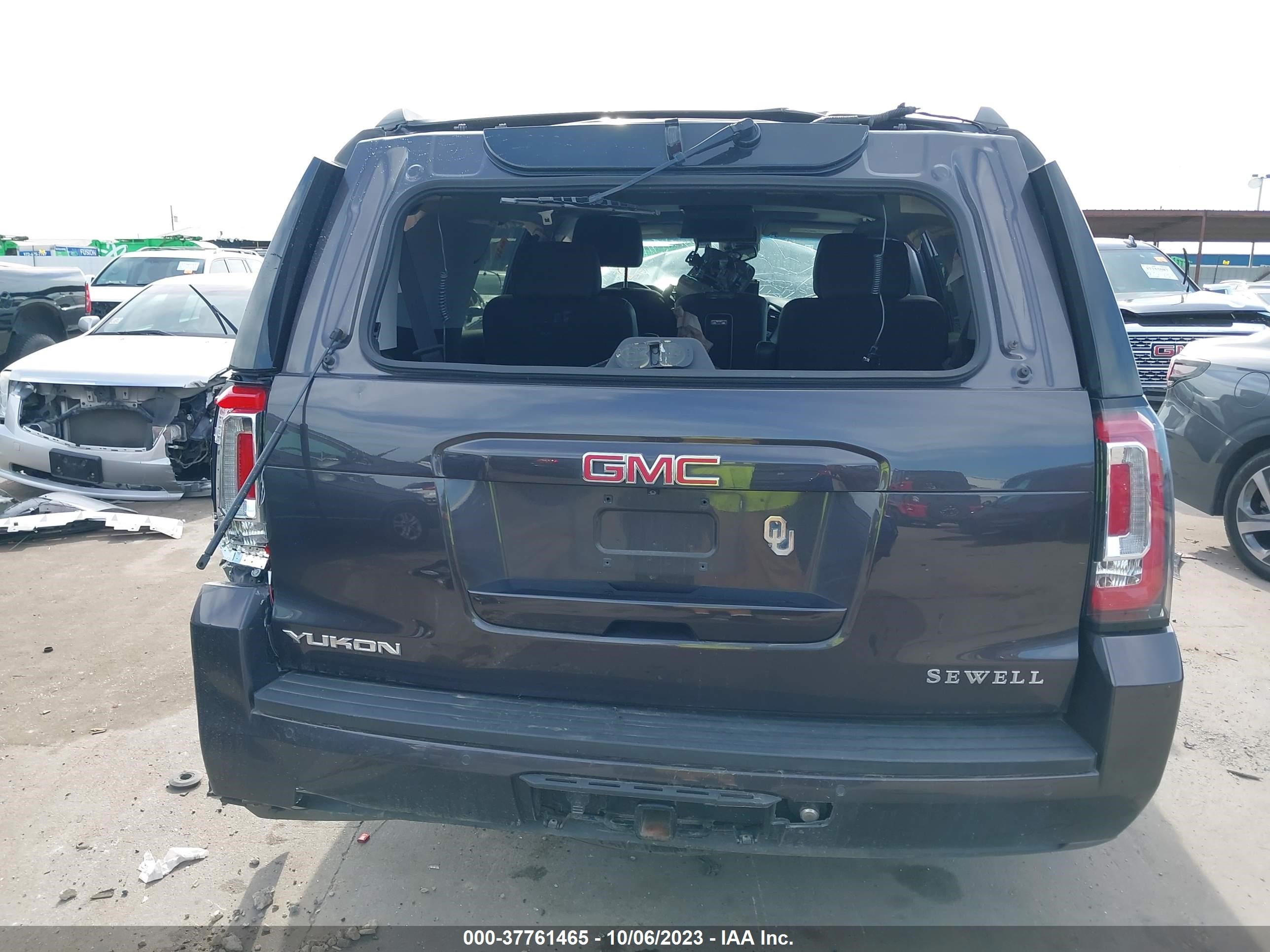 Photo 15 VIN: 1GKS2BKC4FR522094 - GMC YUKON 