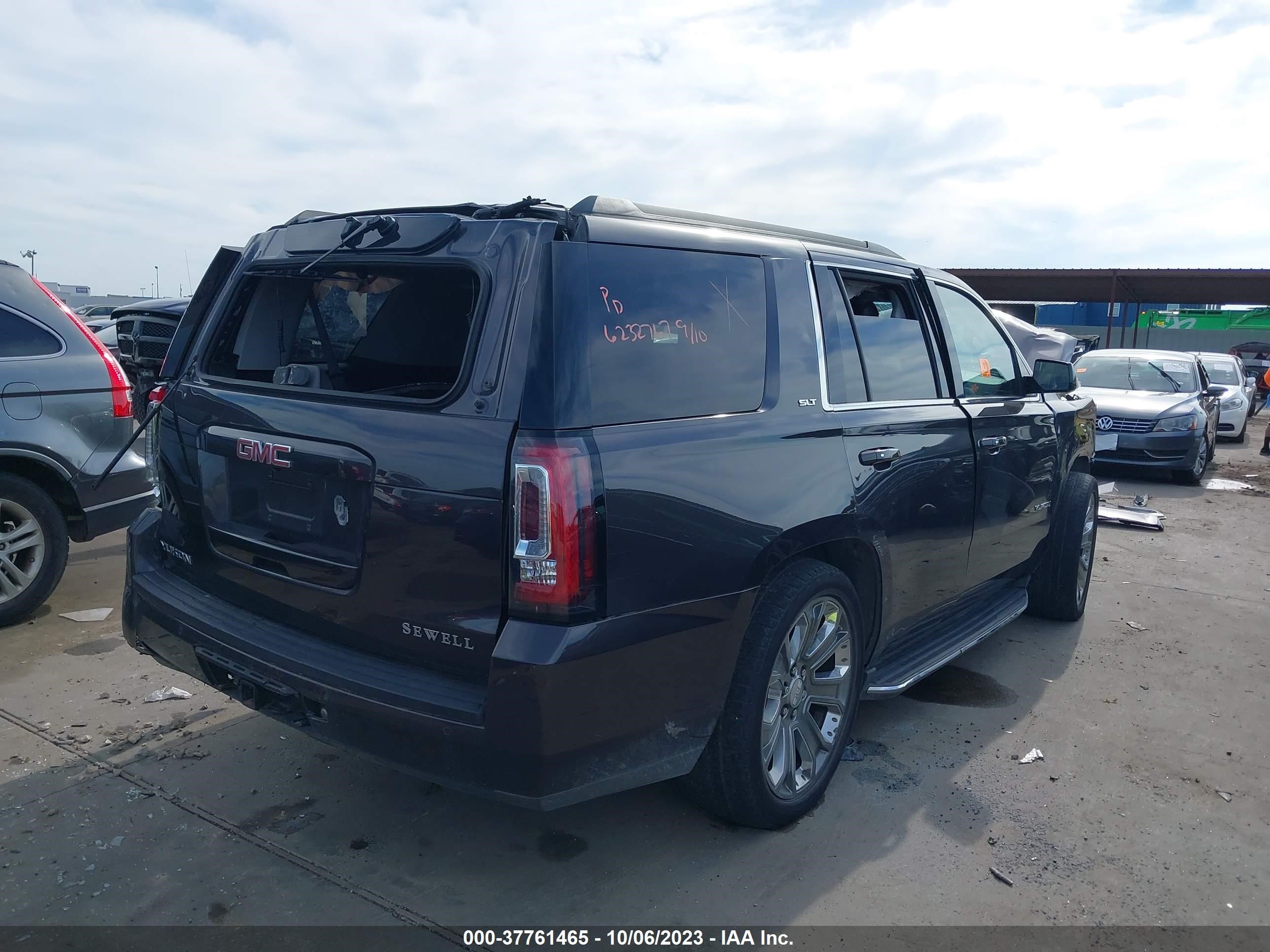 Photo 3 VIN: 1GKS2BKC4FR522094 - GMC YUKON 