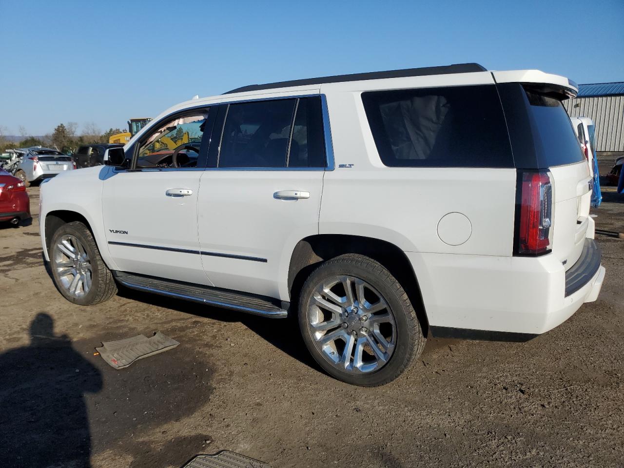 Photo 1 VIN: 1GKS2BKC4JR331297 - GMC YUKON 