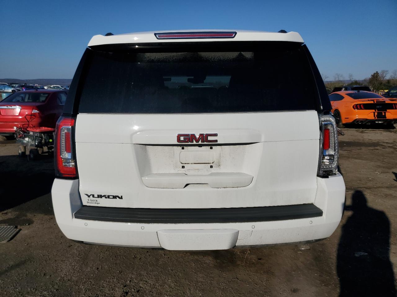 Photo 5 VIN: 1GKS2BKC4JR331297 - GMC YUKON 