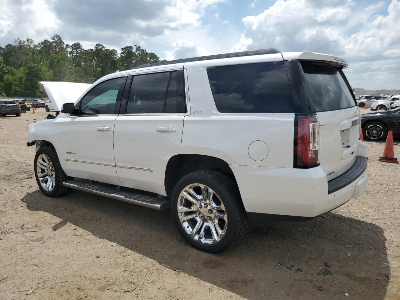 Photo 1 VIN: 1GKS2BKC6JR311567 - GMC YUKON 