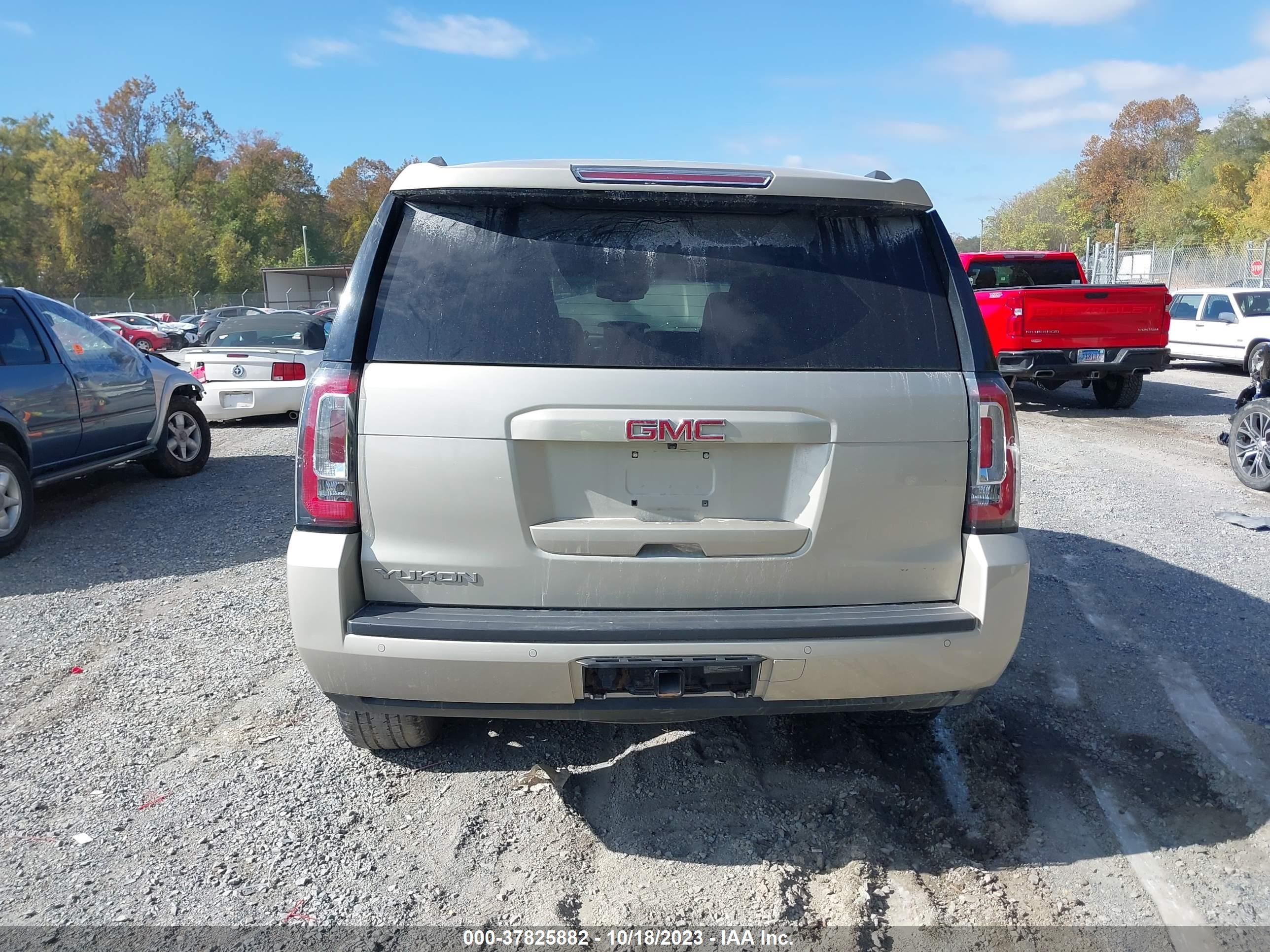 Photo 15 VIN: 1GKS2BKC7GR423965 - GMC YUKON 