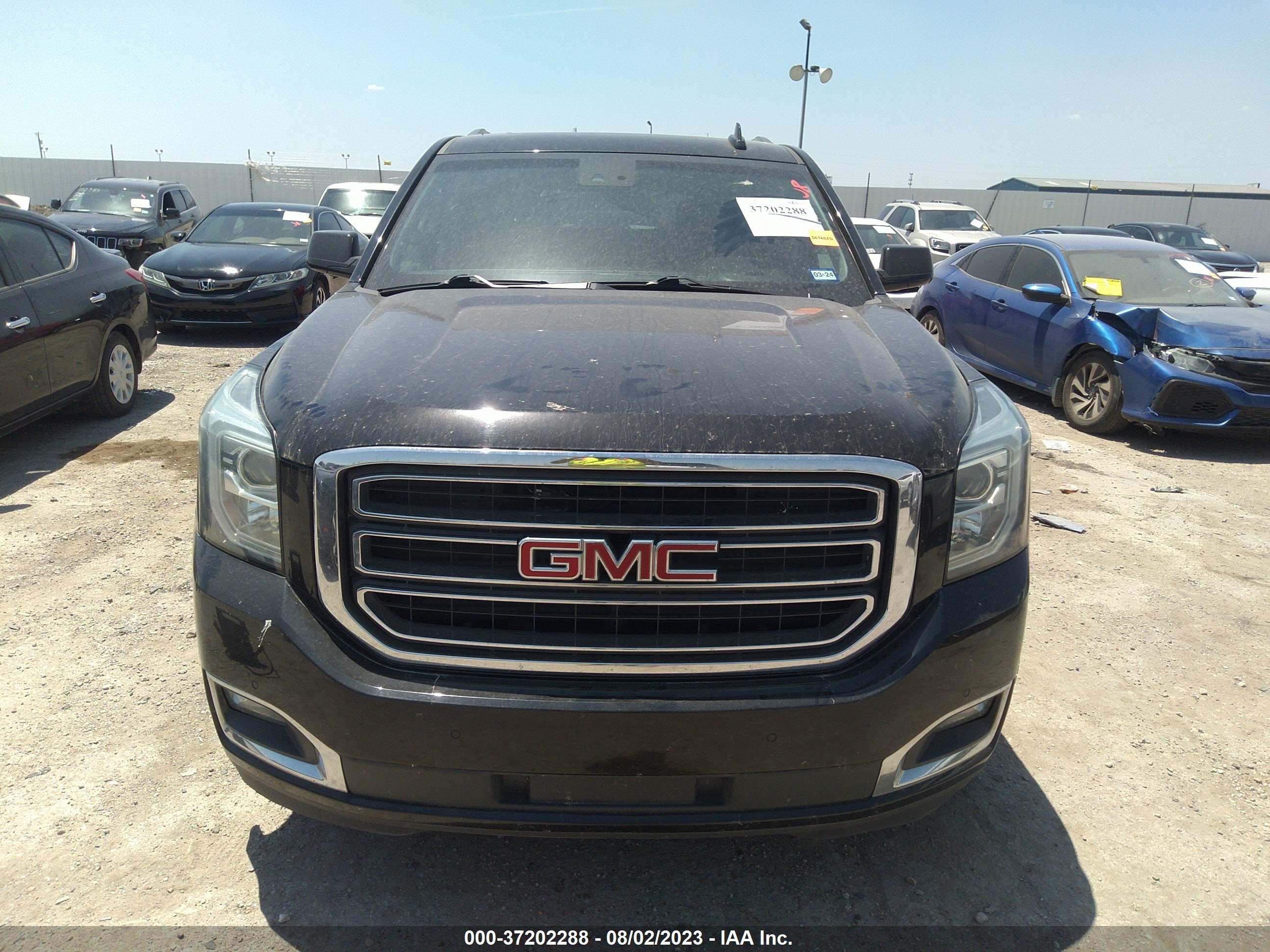 Photo 5 VIN: 1GKS2BKC7JR301162 - GMC YUKON 