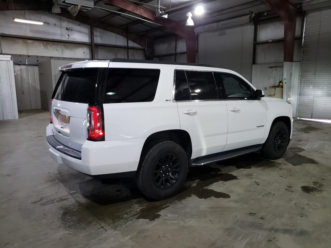 Photo 2 VIN: 1GKS2BKC7LR205924 - GMC YUKON 