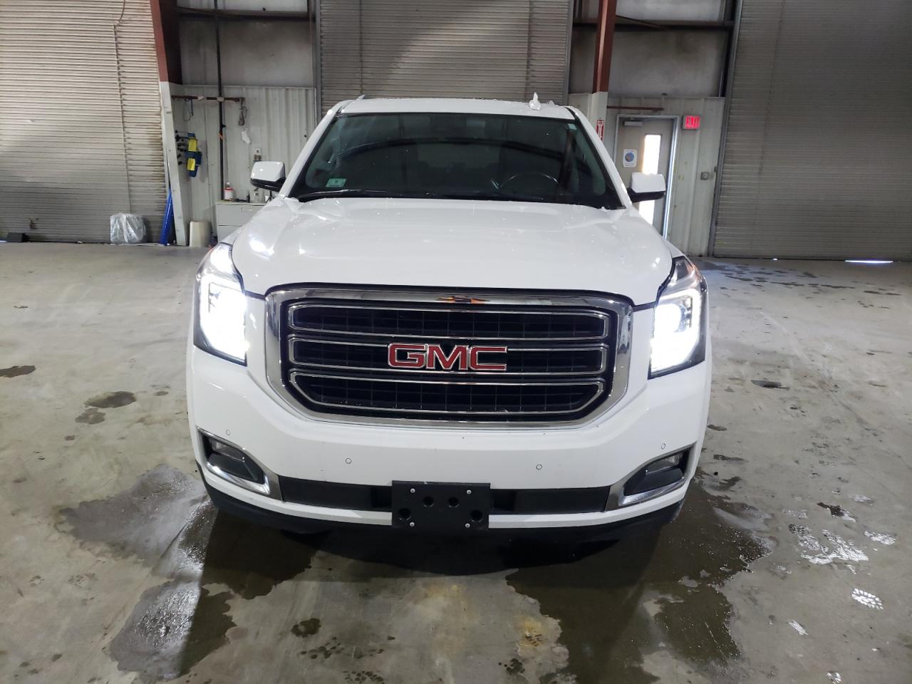 Photo 4 VIN: 1GKS2BKC7LR205924 - GMC YUKON 