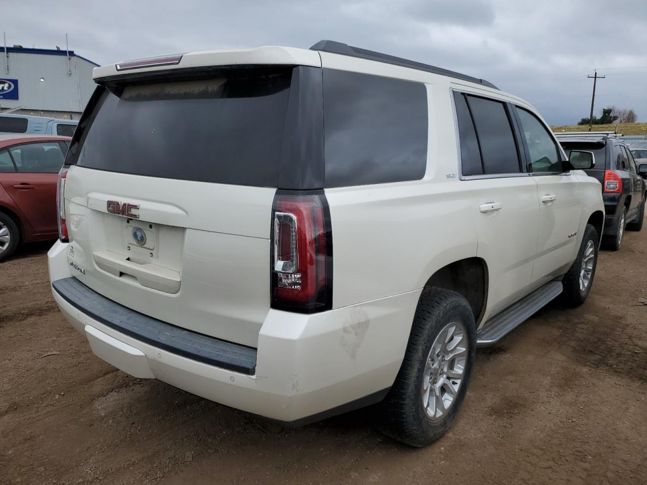 Photo 2 VIN: 1GKS2BKC9FR286445 - GMC YUKON 