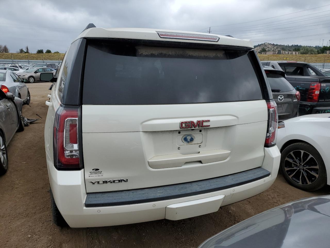 Photo 5 VIN: 1GKS2BKC9FR286445 - GMC YUKON 