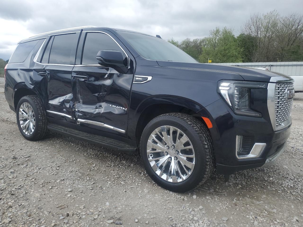 Photo 3 VIN: 1GKS2BKD2MR146534 - GMC YUKON 