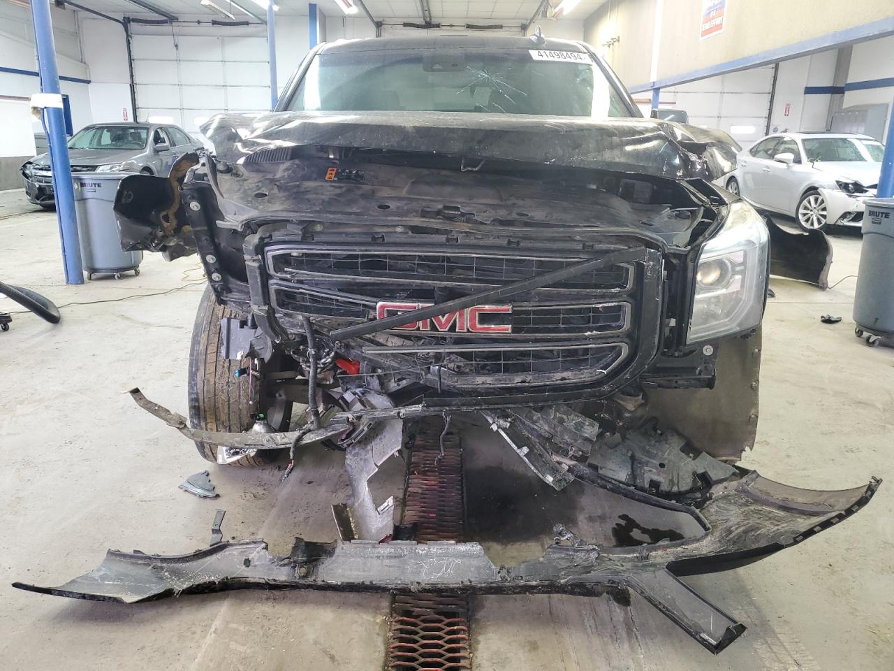 Photo 4 VIN: 1GKS2BKJ2KR141840 - GMC YUKON 