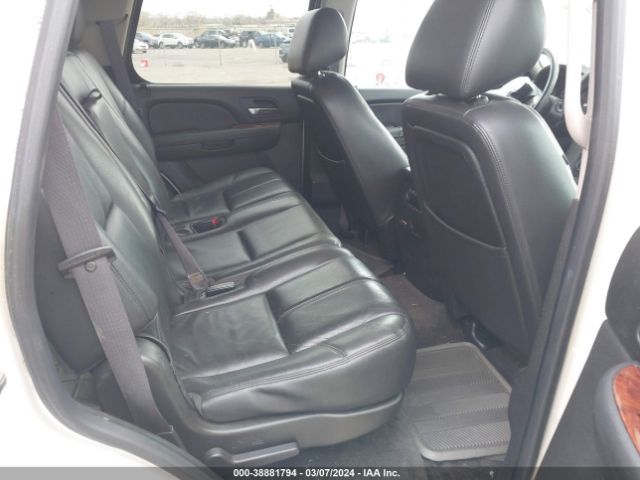 Photo 7 VIN: 1GKS2CE02CR285169 - GMC YUKON 