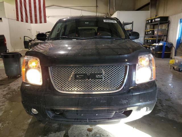 Photo 4 VIN: 1GKS2CE03BR212973 - GMC YUKON 