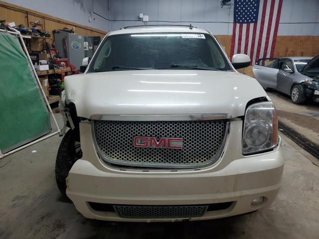 Photo 4 VIN: 1GKS2CE03CR128718 - GMC YUKON SLT 