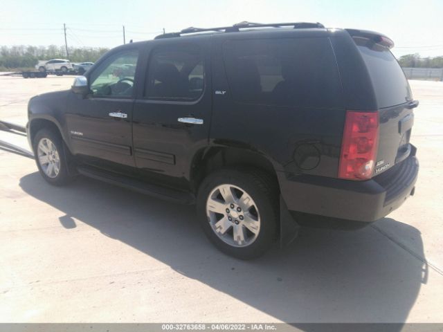 Photo 2 VIN: 1GKS2CE03CR282555 - GMC YUKON 