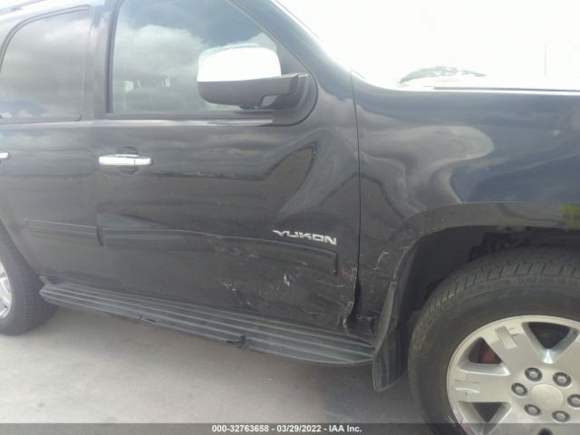 Photo 5 VIN: 1GKS2CE03CR282555 - GMC YUKON 