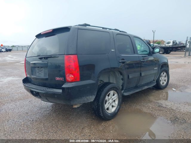 Photo 3 VIN: 1GKS2CE04CR252481 - GMC YUKON 