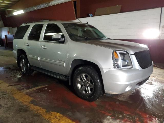 Photo 3 VIN: 1GKS2CE04DR211947 - GMC YUKON 