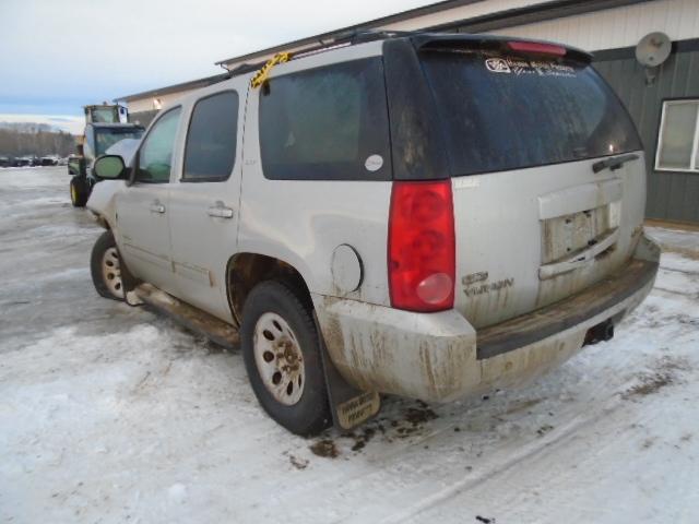 Photo 2 VIN: 1GKS2CE06BR312873 - GMC YUKON SLT 