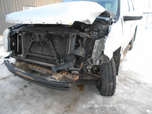 Photo 8 VIN: 1GKS2CE06BR312873 - GMC YUKON SLT 