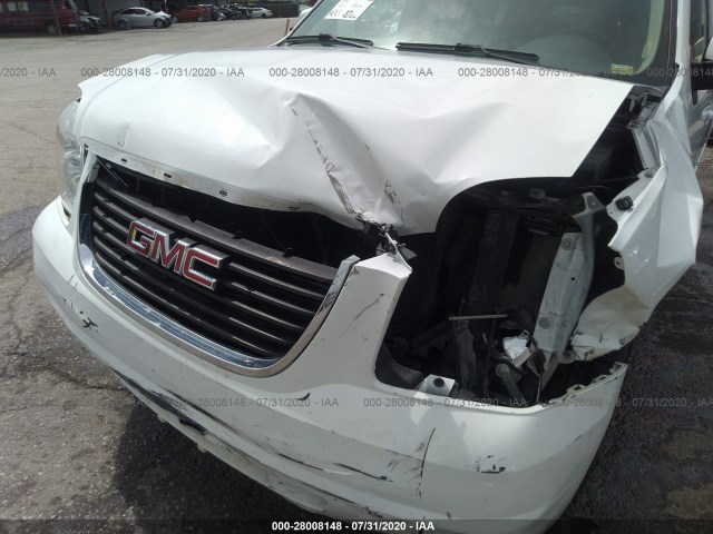 Photo 5 VIN: 1GKS2CE07BR300392 - GMC YUKON 