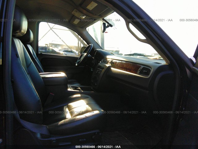 Photo 4 VIN: 1GKS2CE09ER122568 - GMC YUKON 