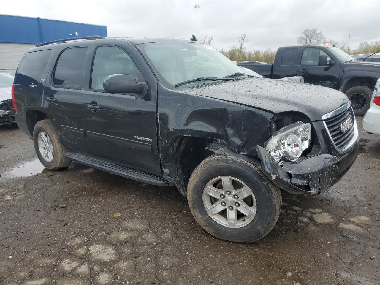 Photo 3 VIN: 1GKS2CE0XBR338697 - GMC YUKON 