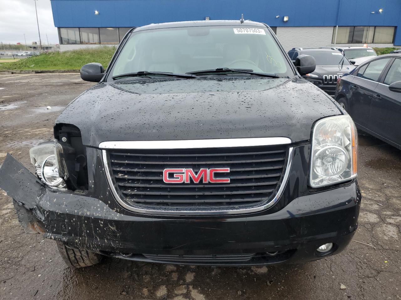 Photo 4 VIN: 1GKS2CE0XBR338697 - GMC YUKON 