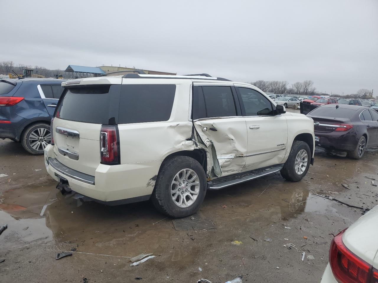 Photo 2 VIN: 1GKS2CKJ0FR655374 - GMC YUKON 