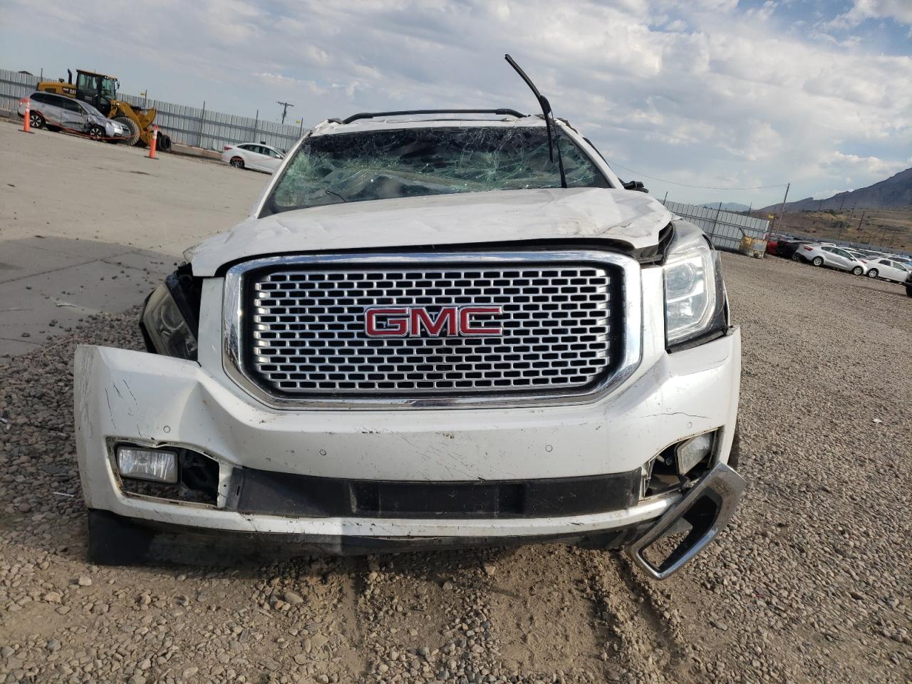 Photo 4 VIN: 1GKS2CKJ0HR328749 - GMC YUKON 