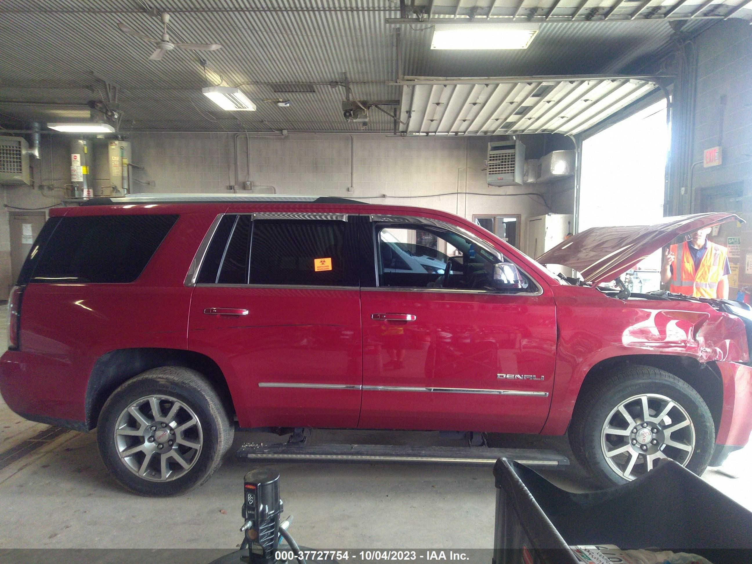 Photo 12 VIN: 1GKS2CKJ2FR574246 - GMC YUKON 