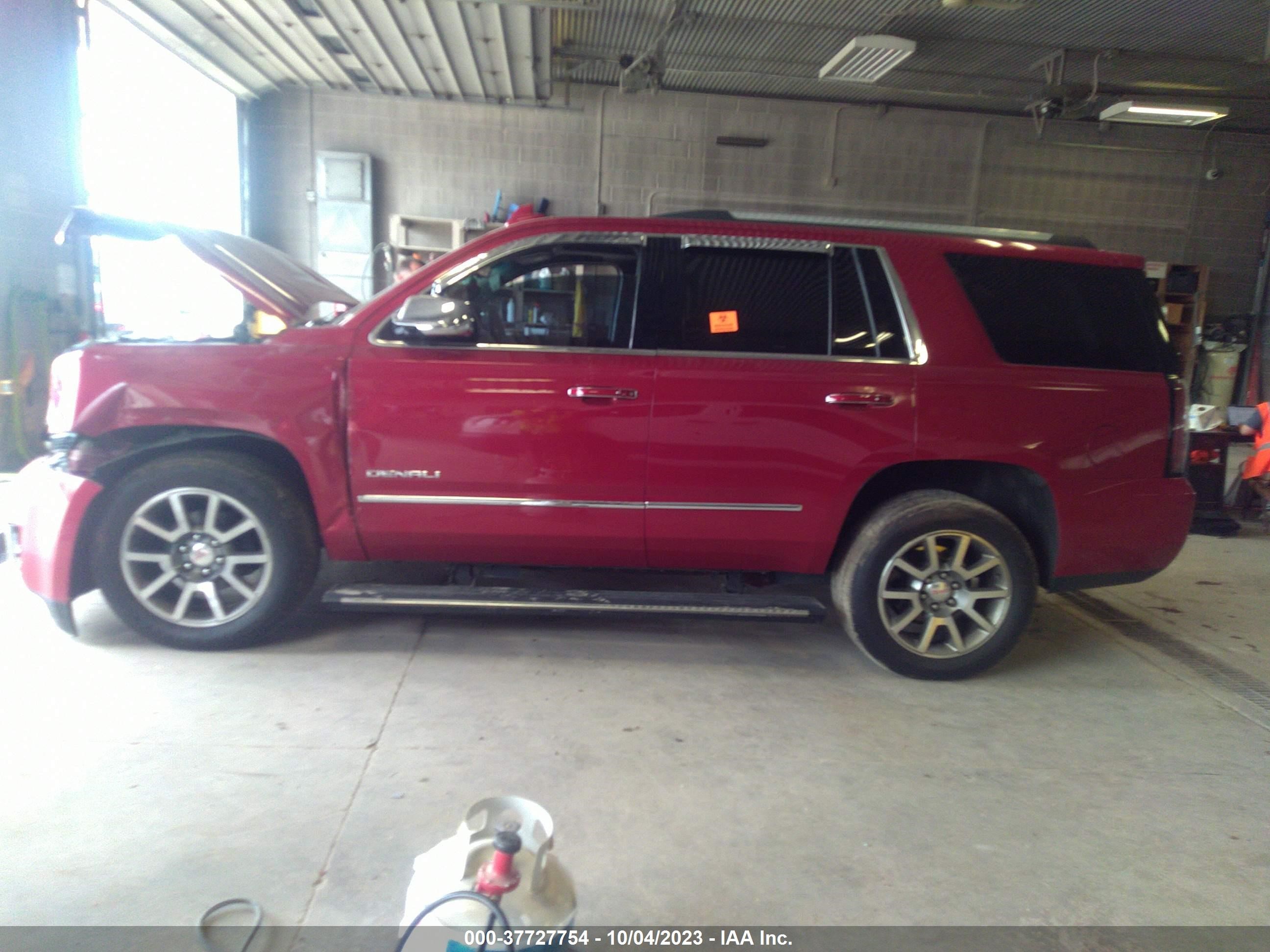 Photo 13 VIN: 1GKS2CKJ2FR574246 - GMC YUKON 