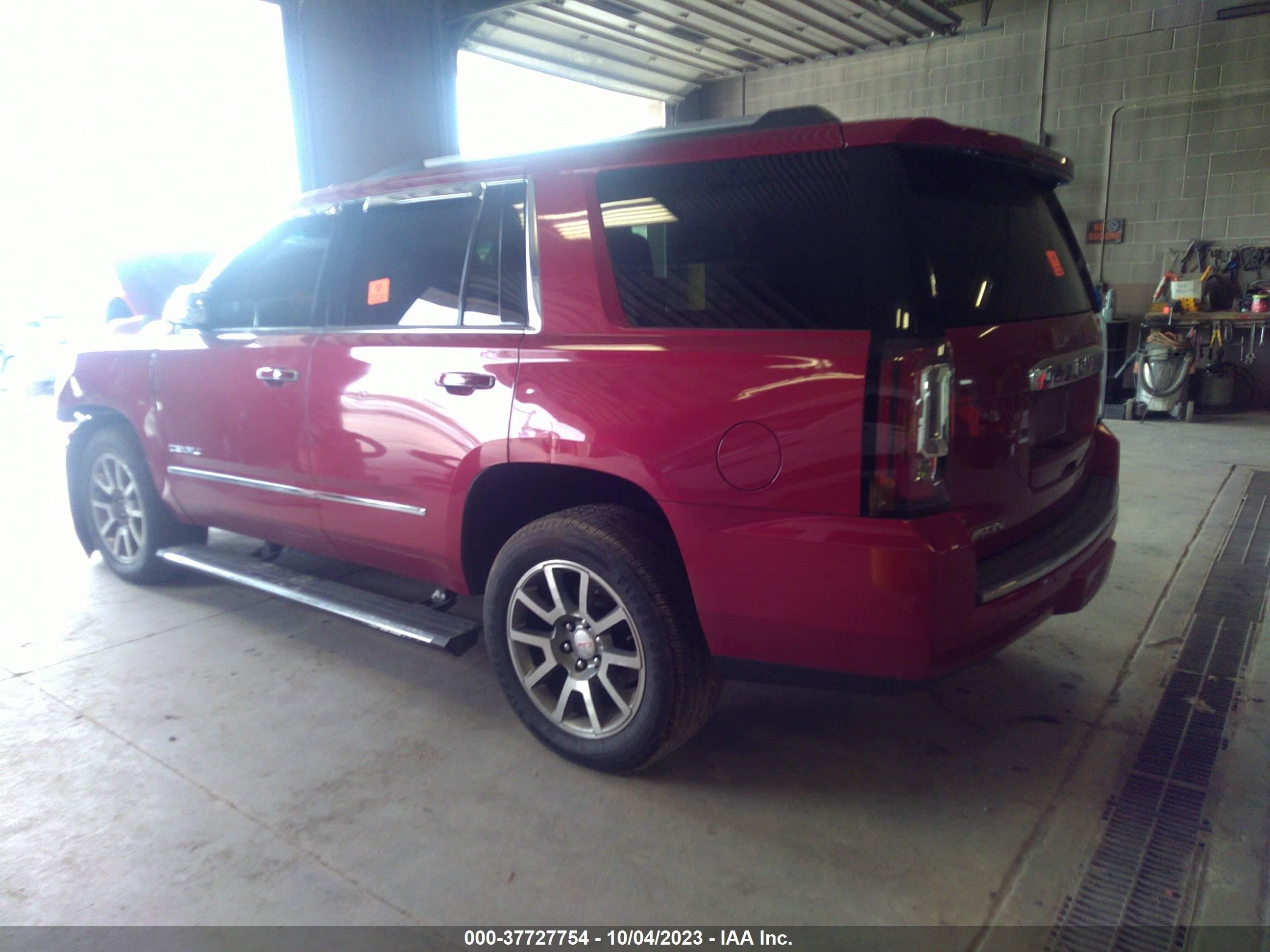 Photo 2 VIN: 1GKS2CKJ2FR574246 - GMC YUKON 