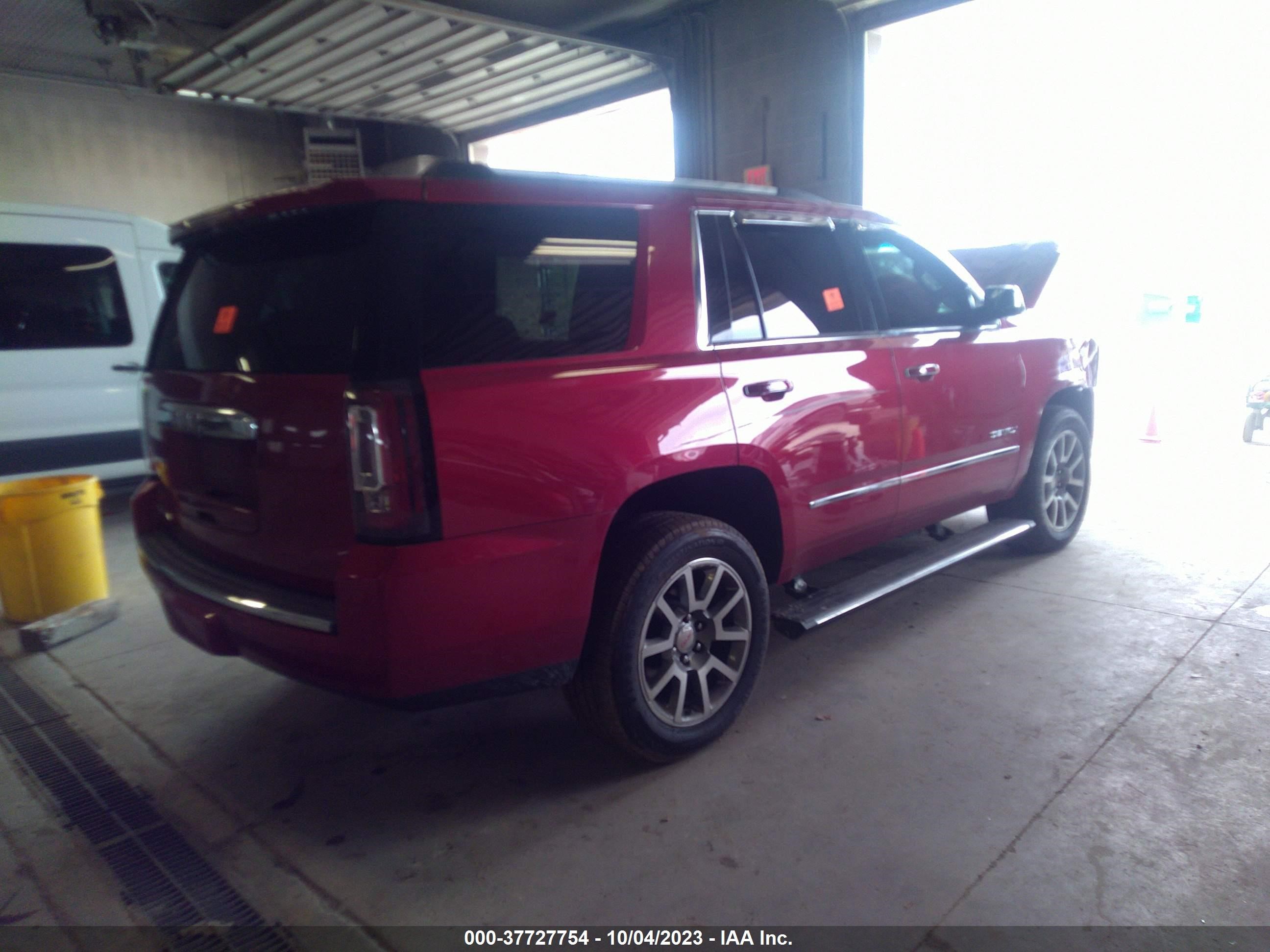 Photo 3 VIN: 1GKS2CKJ2FR574246 - GMC YUKON 