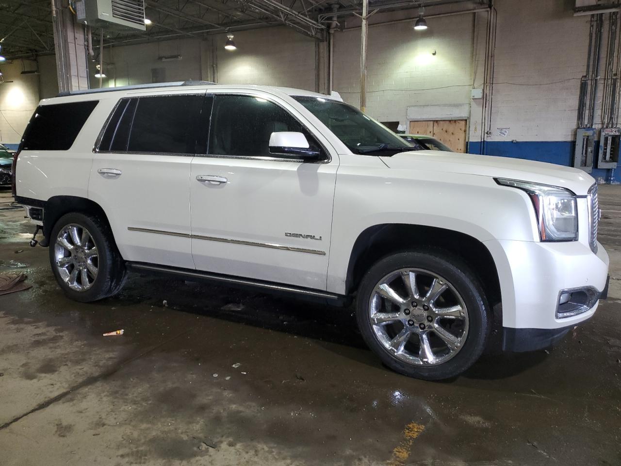 Photo 3 VIN: 1GKS2CKJ2FR653805 - GMC YUKON 