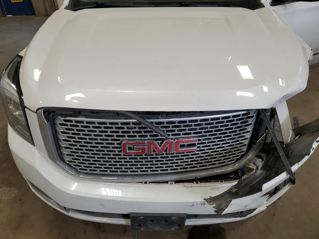 Photo 11 VIN: 1GKS2CKJ3HR261466 - GMC YUKON 