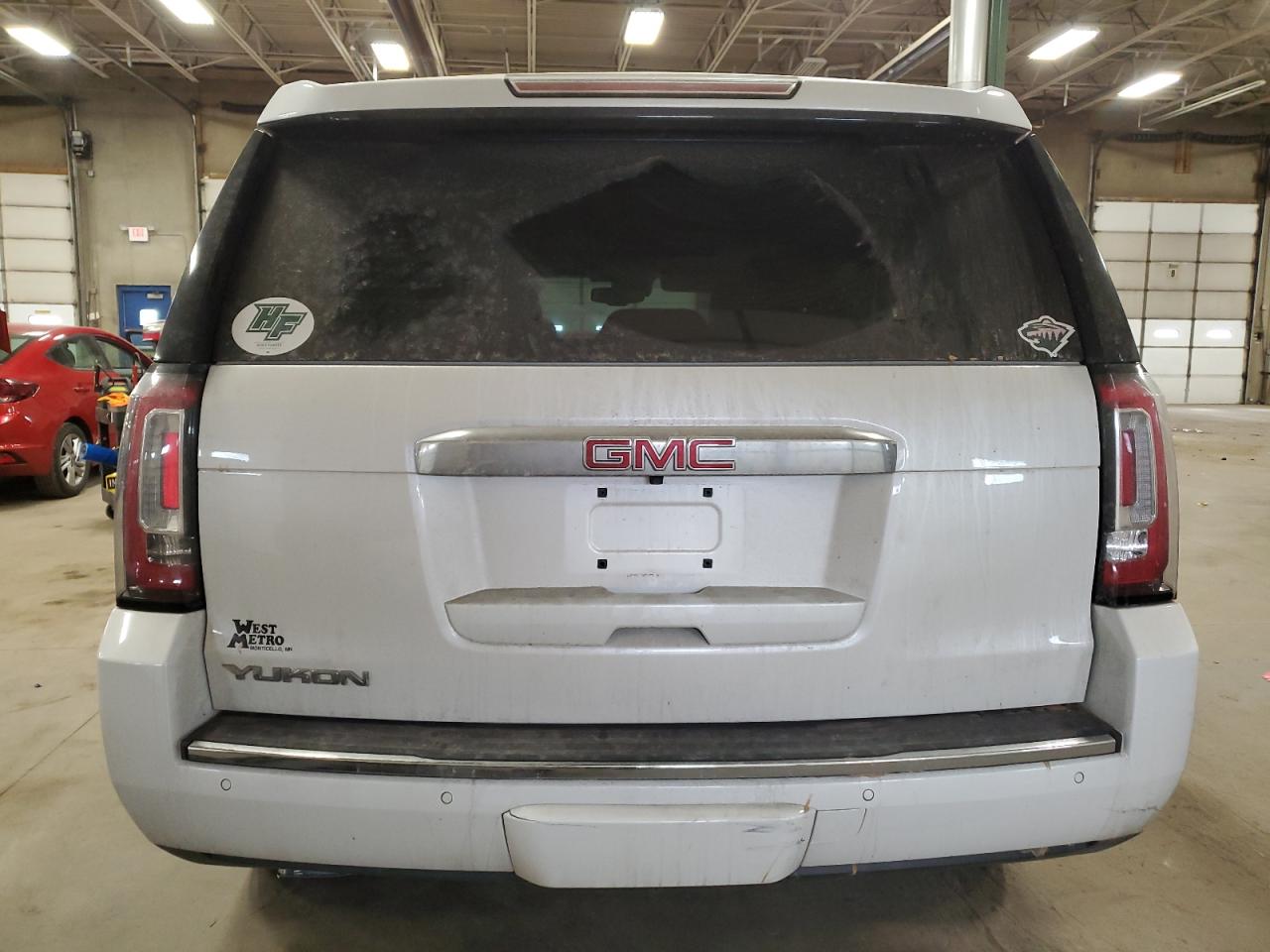 Photo 5 VIN: 1GKS2CKJ3HR261466 - GMC YUKON 