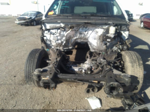 Photo 5 VIN: 1GKS2CKJ3JR364313 - GMC YUKON 