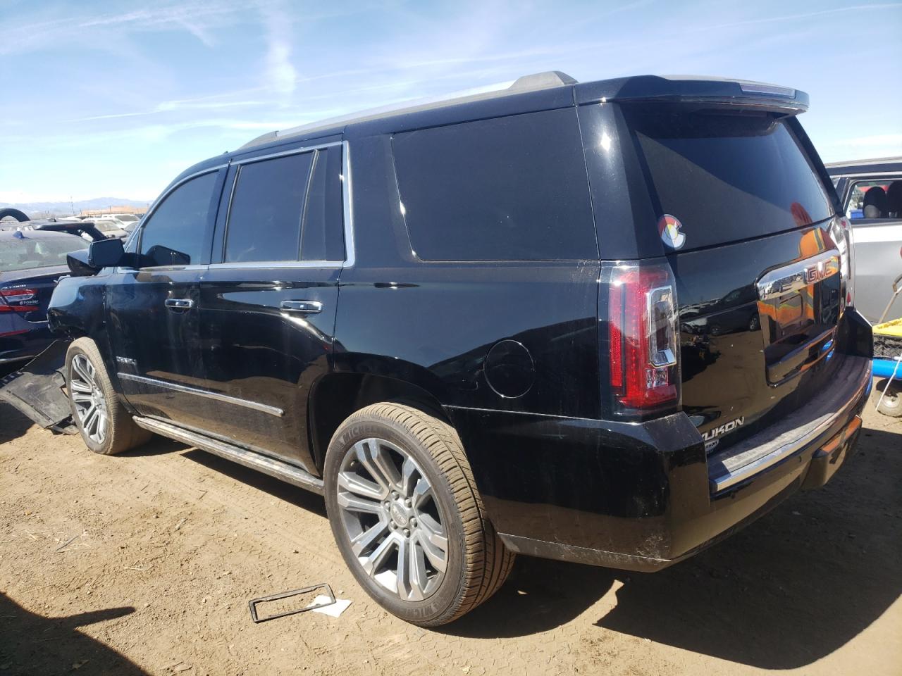 Photo 1 VIN: 1GKS2CKJ4JR293512 - GMC YUKON 