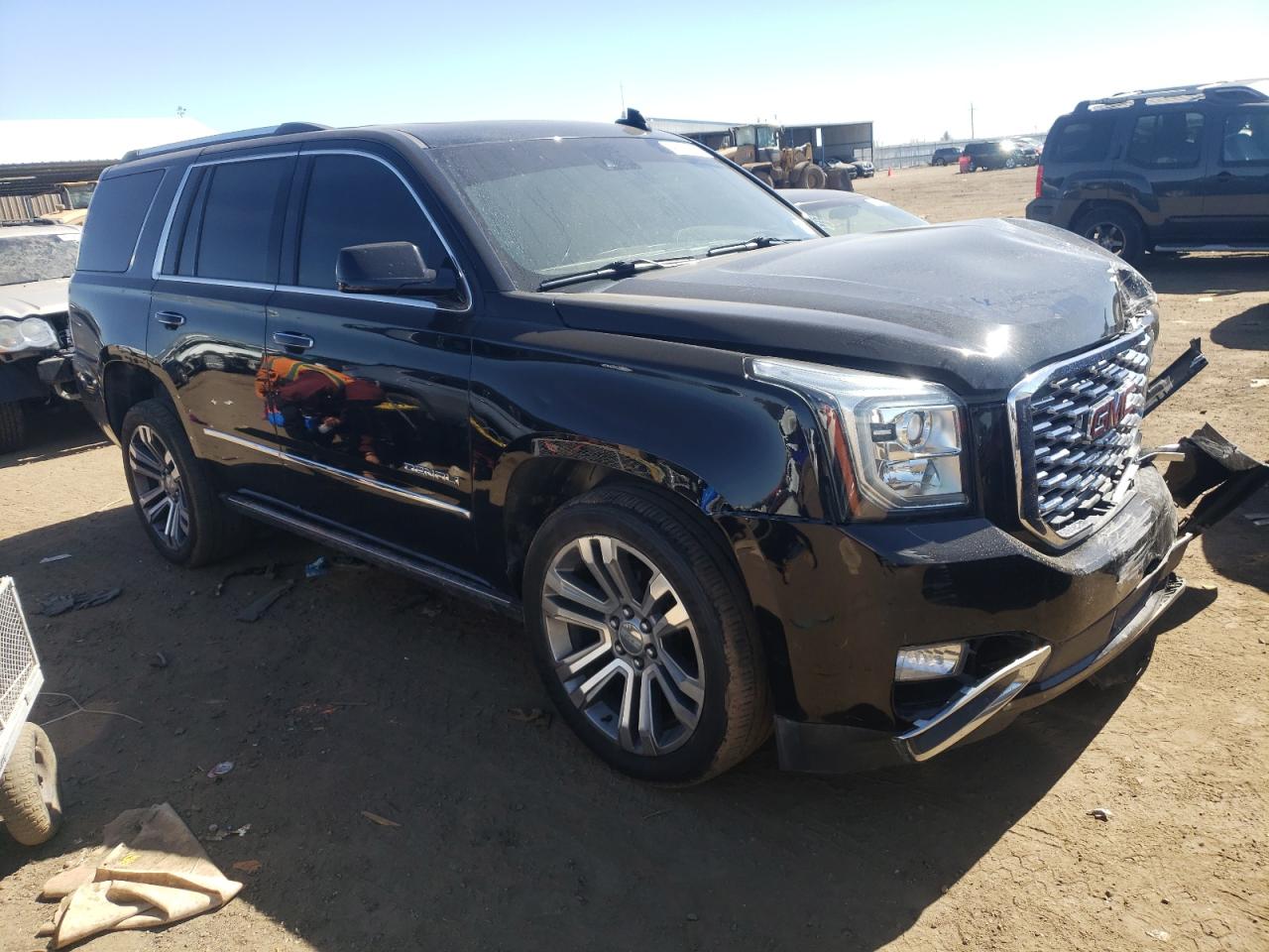 Photo 3 VIN: 1GKS2CKJ4JR293512 - GMC YUKON 