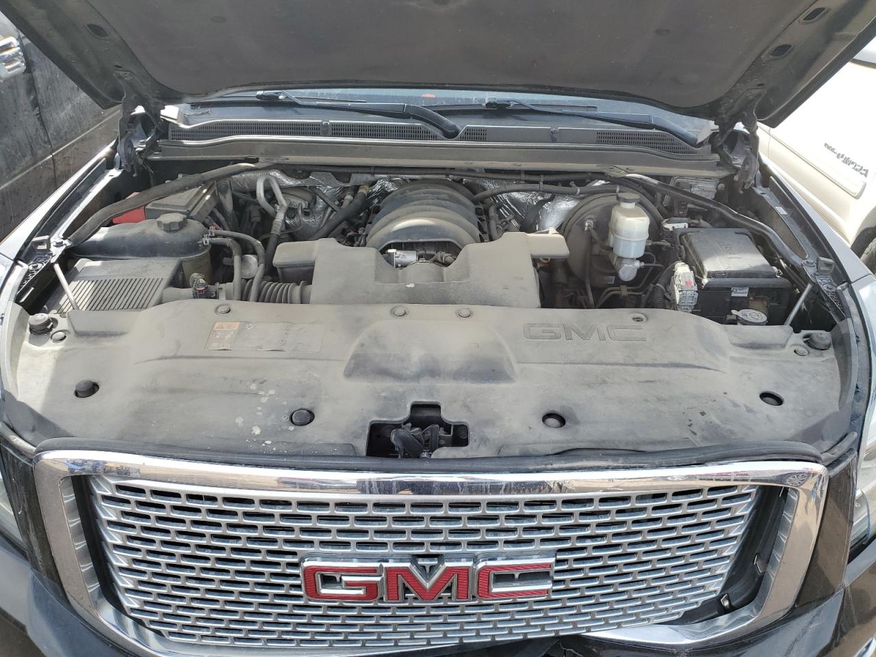 Photo 10 VIN: 1GKS2CKJ6FR598789 - GMC YUKON 