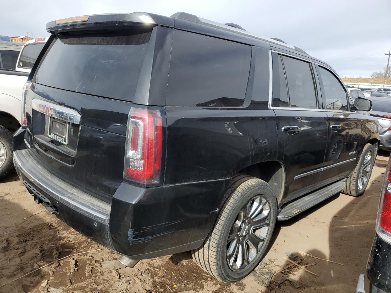 Photo 2 VIN: 1GKS2CKJ6FR598789 - GMC YUKON 