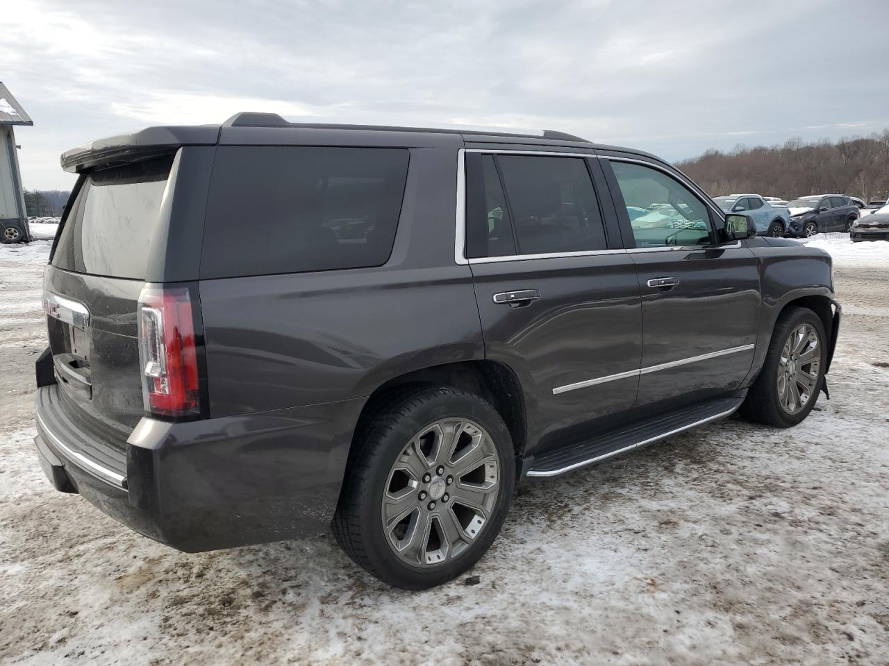 Photo 2 VIN: 1GKS2CKJ6GR367926 - GMC YUKON 