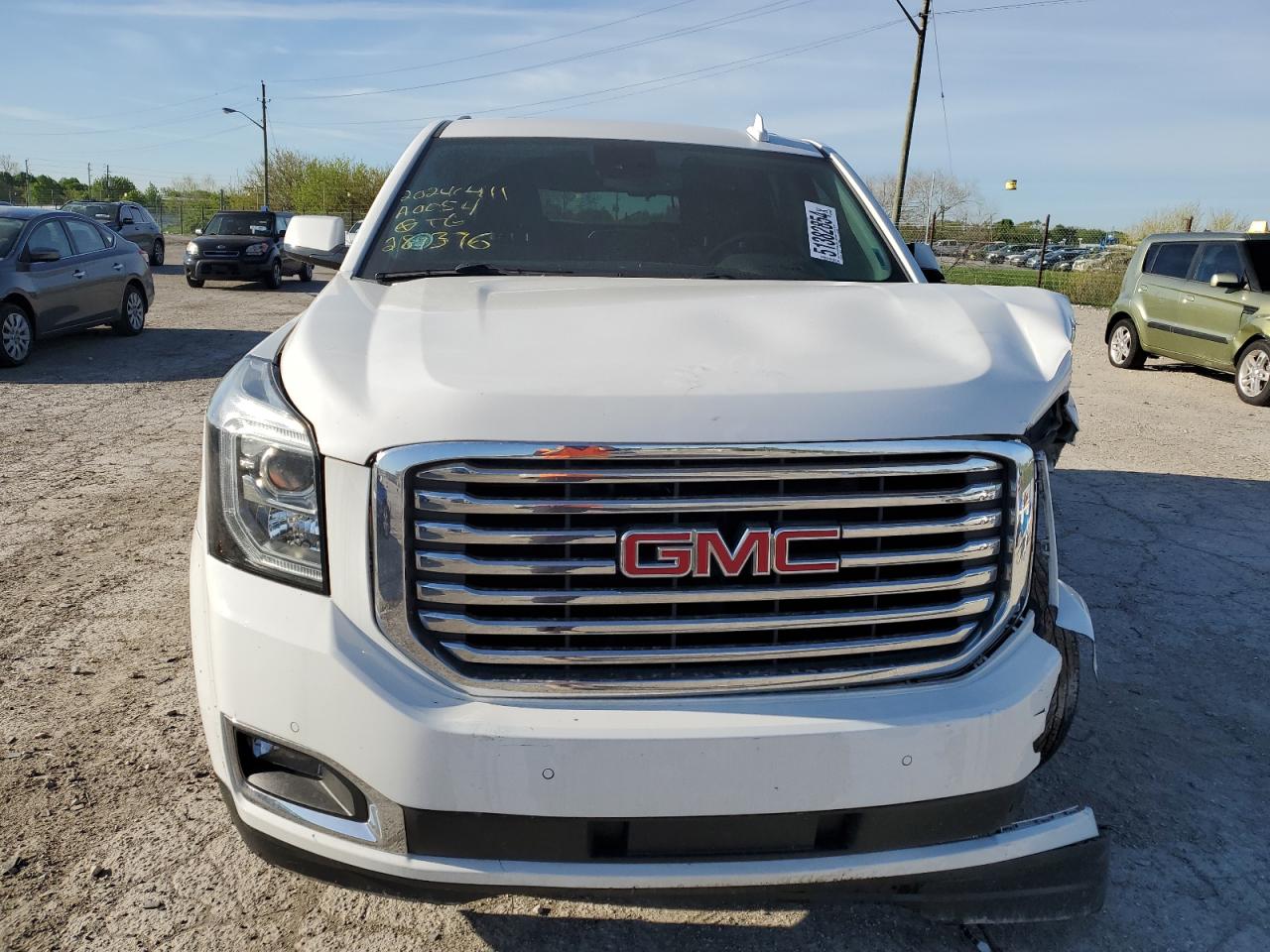 Photo 4 VIN: 1GKS2DKC3LR281376 - GMC YUKON 