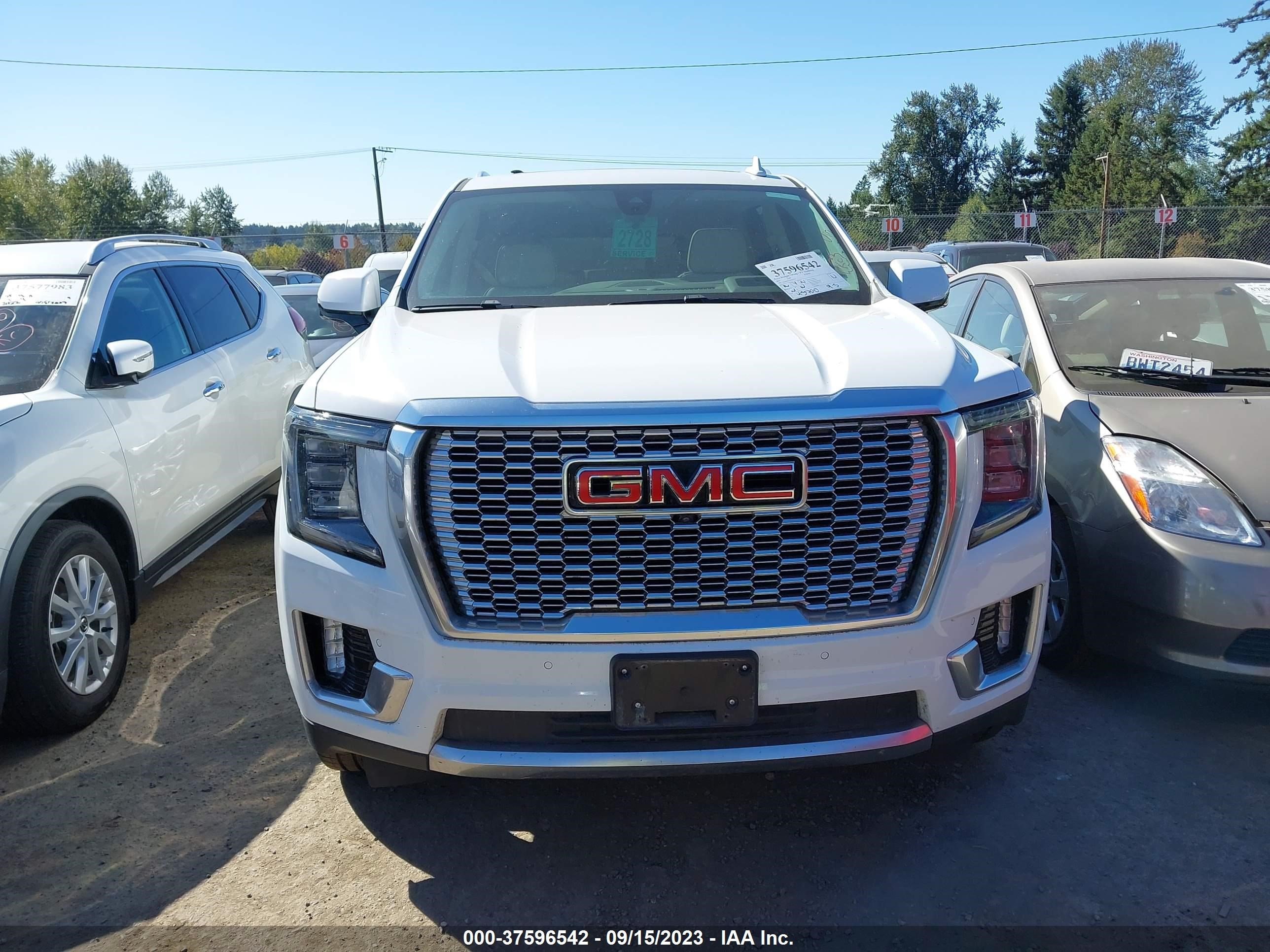 Photo 11 VIN: 1GKS2DKL5MR342079 - GMC YUKON 