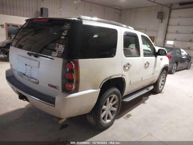 Photo 3 VIN: 1GKS2EEF0BR201381 - GMC YUKON 