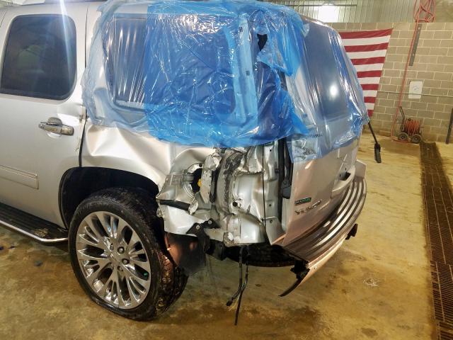 Photo 8 VIN: 1GKS2EEF0CR304141 - GMC YUKON DENA 